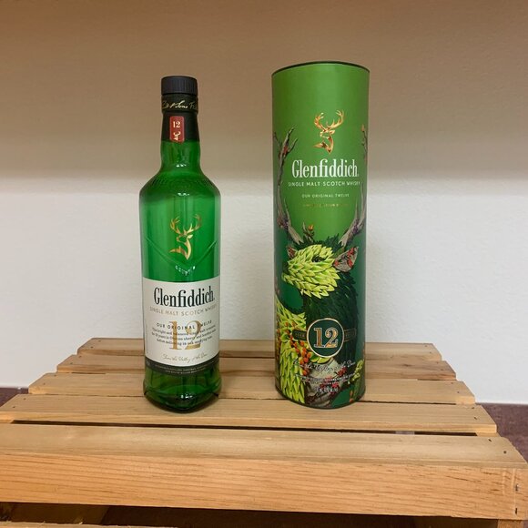 BOTTLE - EMPTY Glenfiddich 12 Yr Limited Edition Deer Single Malt Scotch Whiskey - Picture 1 of 9